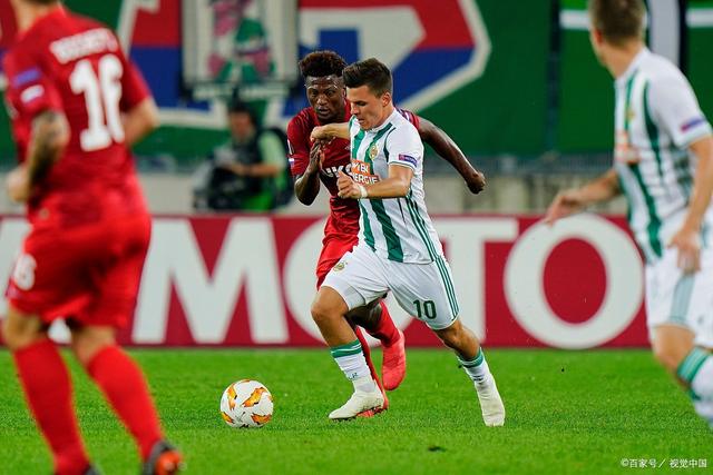 世界杯-萨卡双响赖斯传射孔萨破门 英格兰半场4-0法国